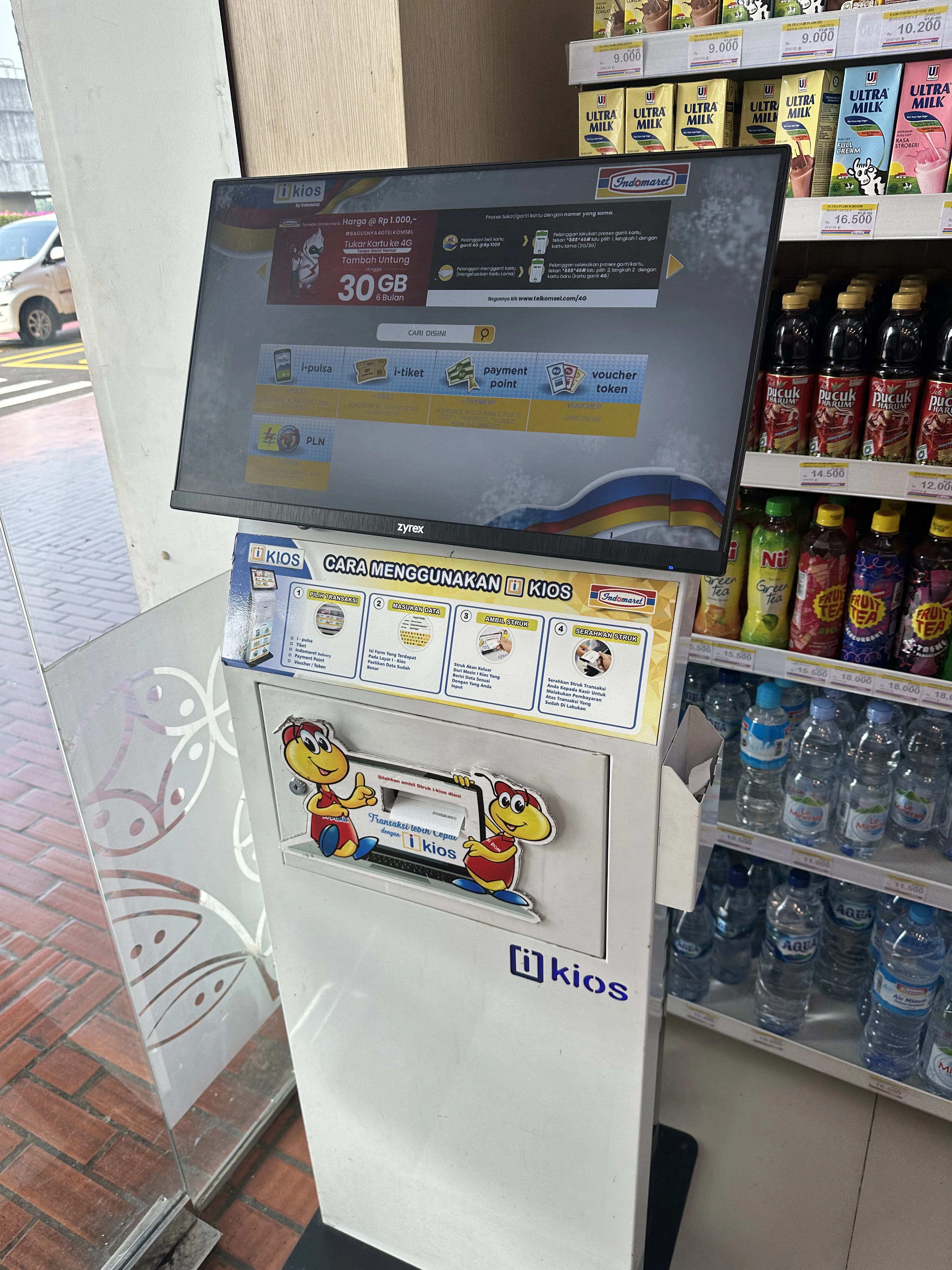 Field research — ShopeePay in store